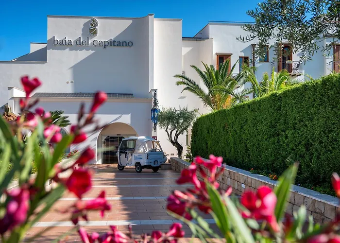 Hotel Baia Del Capitano